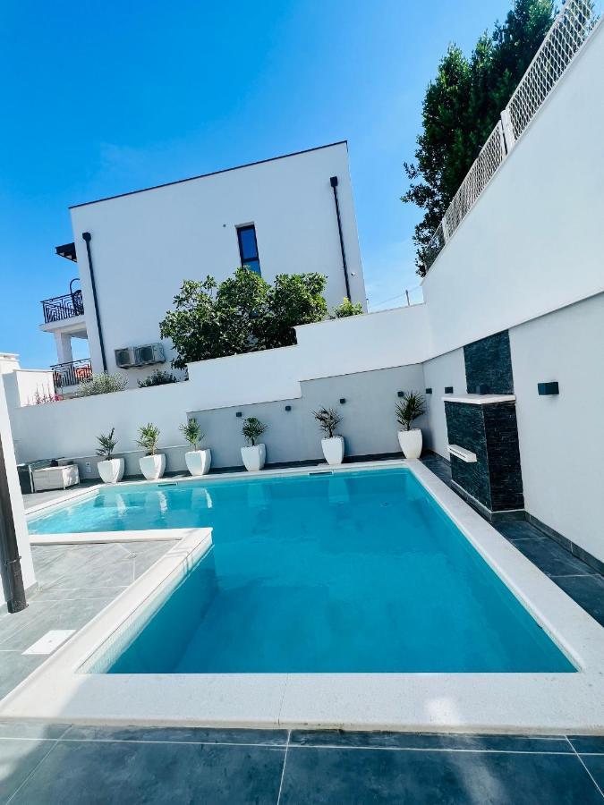 Apartments Imperium Trogir Exterior photo